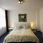 Hotel Garni Forum 3*