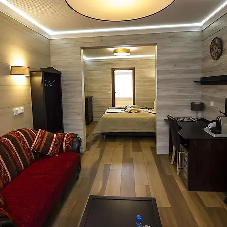 Garni Forum Szálloda 3*